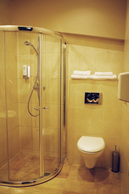 Hotel Zorza Намыслув Номер фото