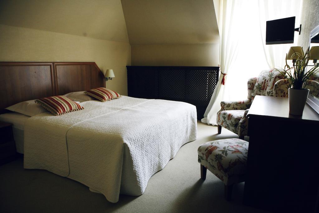 Hotel Zorza Намыслув Номер фото